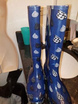 New toms boots rain or snow