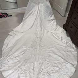 wedding dress