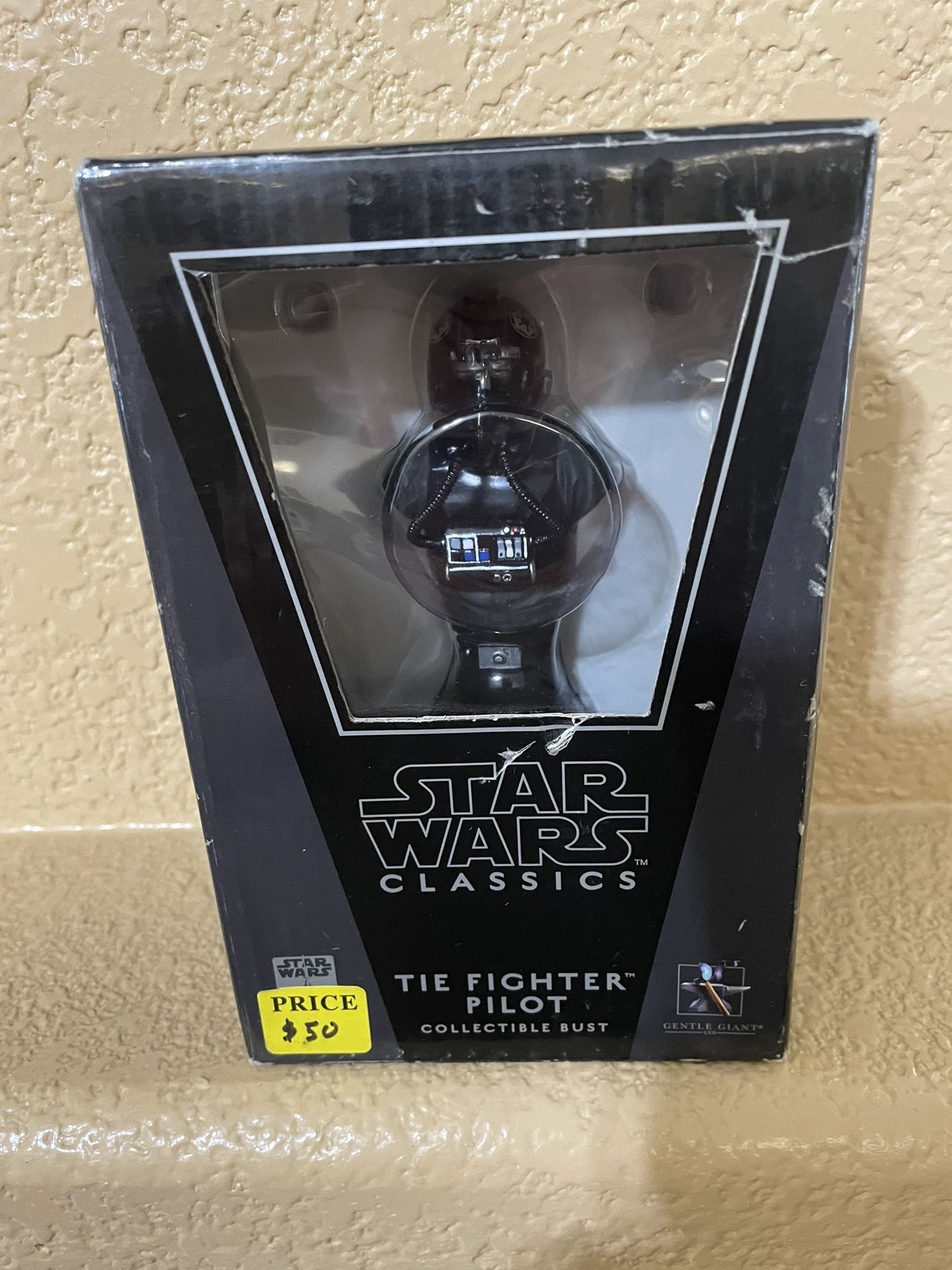 Star Wars Gentle Giant Tie Fighter Pilot Bust