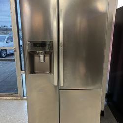 Kenmore Refrigerator (door In Door)