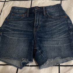Madewell Skinny Denim Shorts - Size 24