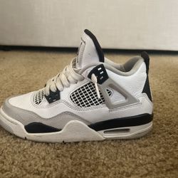 Jordan 4 Retro Military Black