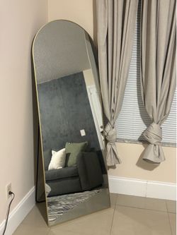 Standing full body mirror