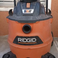 RIDGID Vacuum