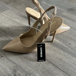 Express Heels Size 7