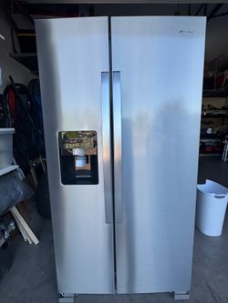 Whirlpool side-by-side refrigerator