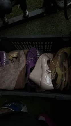 Mixed Women's Shoes Lot