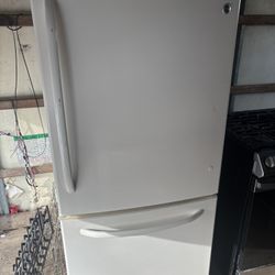 Ge Fridge 