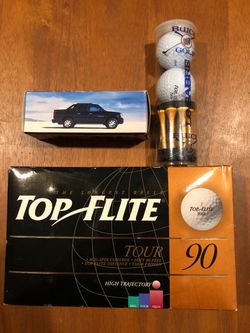 Vintage collectible car golf balls
