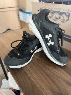 Under Armour Boys Size 4Y
