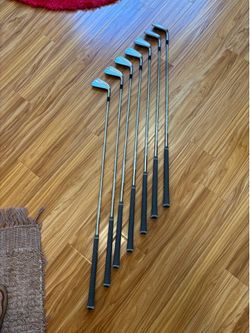 Taylormade P790 4-PW