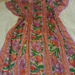 ORIENTAL DECOR A Shiny Long Happy Dress.