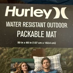 Hurley Water Resistant Outdoor Packable Mat. NEW