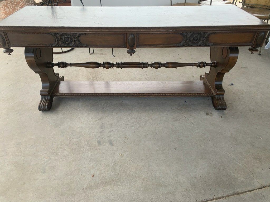 Amazing vintage table
