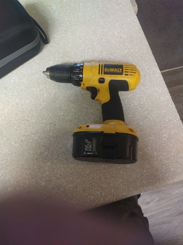 dewalt DC759 Cordless Drill Driver With Battery Tested Works