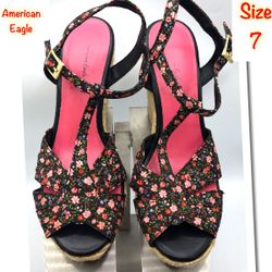 American Eagle Wedge Cute Summer Sandals size 7