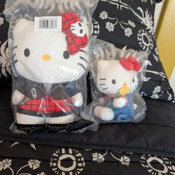 Hello Kitty Plushes Set