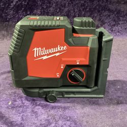 🧰🛠Milwaukee Green 100ft. USB Cross Line & Plumb Points Rechargeable Laser Level-B.NEW COND!(Tool Only)-$190!🧰🛠