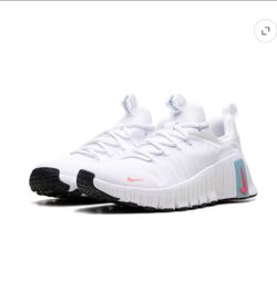 Nike Free Metcon Training Sneakers women's size 9