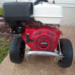 PRESSURE WASHER POWERED BY HONDA ENGINE GX390 WITH  AR PUMP RRV4G40 : 4000 PSI @ 4 GPM 