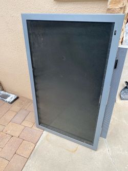 Outdoor rated tv 48” with remote