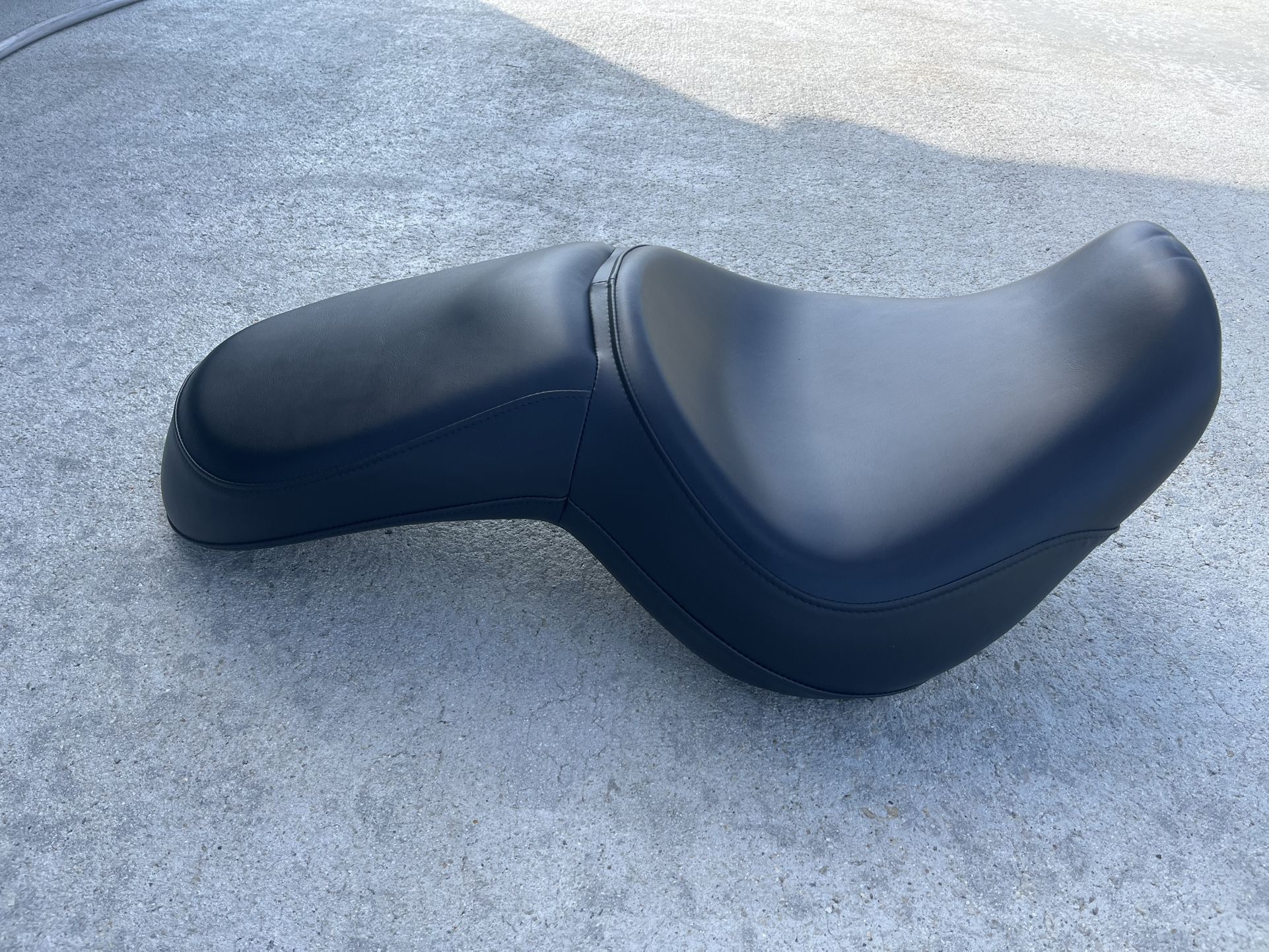 2025 Kawasaki Vulcan VN 900 Seat