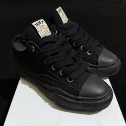 Maison Mihara Sneakers 