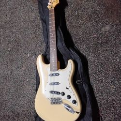 Squier Stratocaster Fender