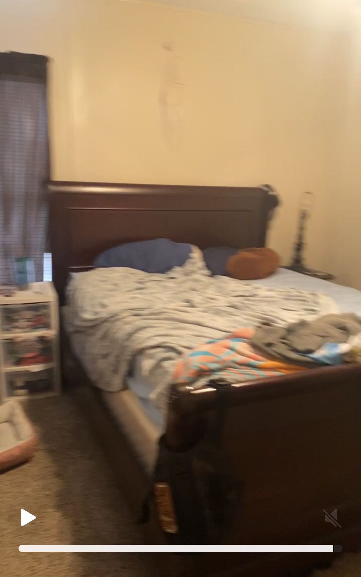 Sleigh Bed