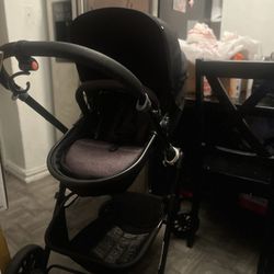Evenflo 3 Piece Stroller Like New For Pick Up Only..