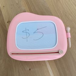 Magnetic Drawing Table