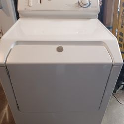 Maytag Atlantis Gas Dryer, Heavy Duty, Oversize Capacity Plus, Works Great!