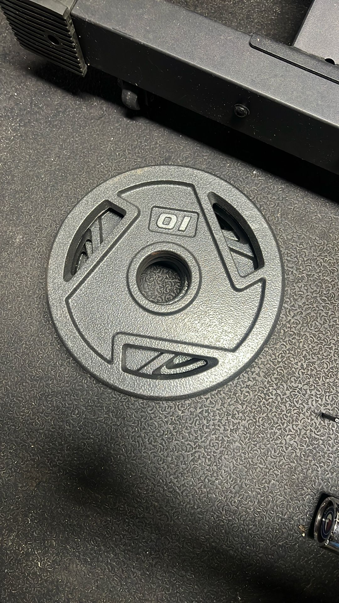 10 Pound Weight Plate. Quantity 6