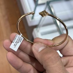 Louis Vuitton bracelet authentic size 17 