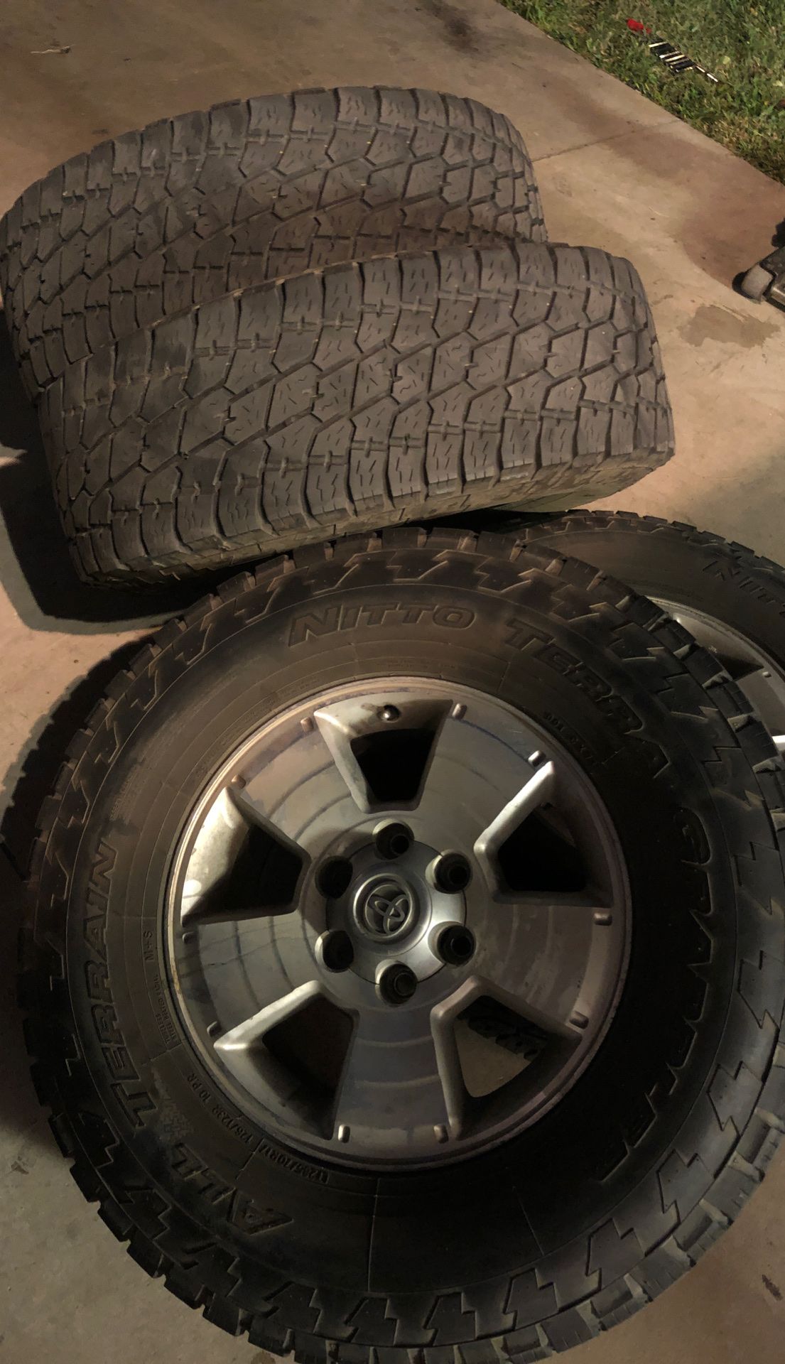 Toyota Tacoma Rims (4)with Nitto Terra Grapplers(4)