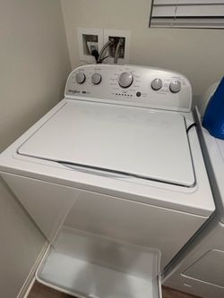 Whirlpool - 3.8 Cu. Ft. High Efficiency Top Load Washer with 2 in 1 Removable Agitator - White