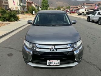 2016 Mitsubishi outlander SE