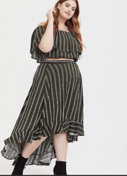 Crop Top N Skirt