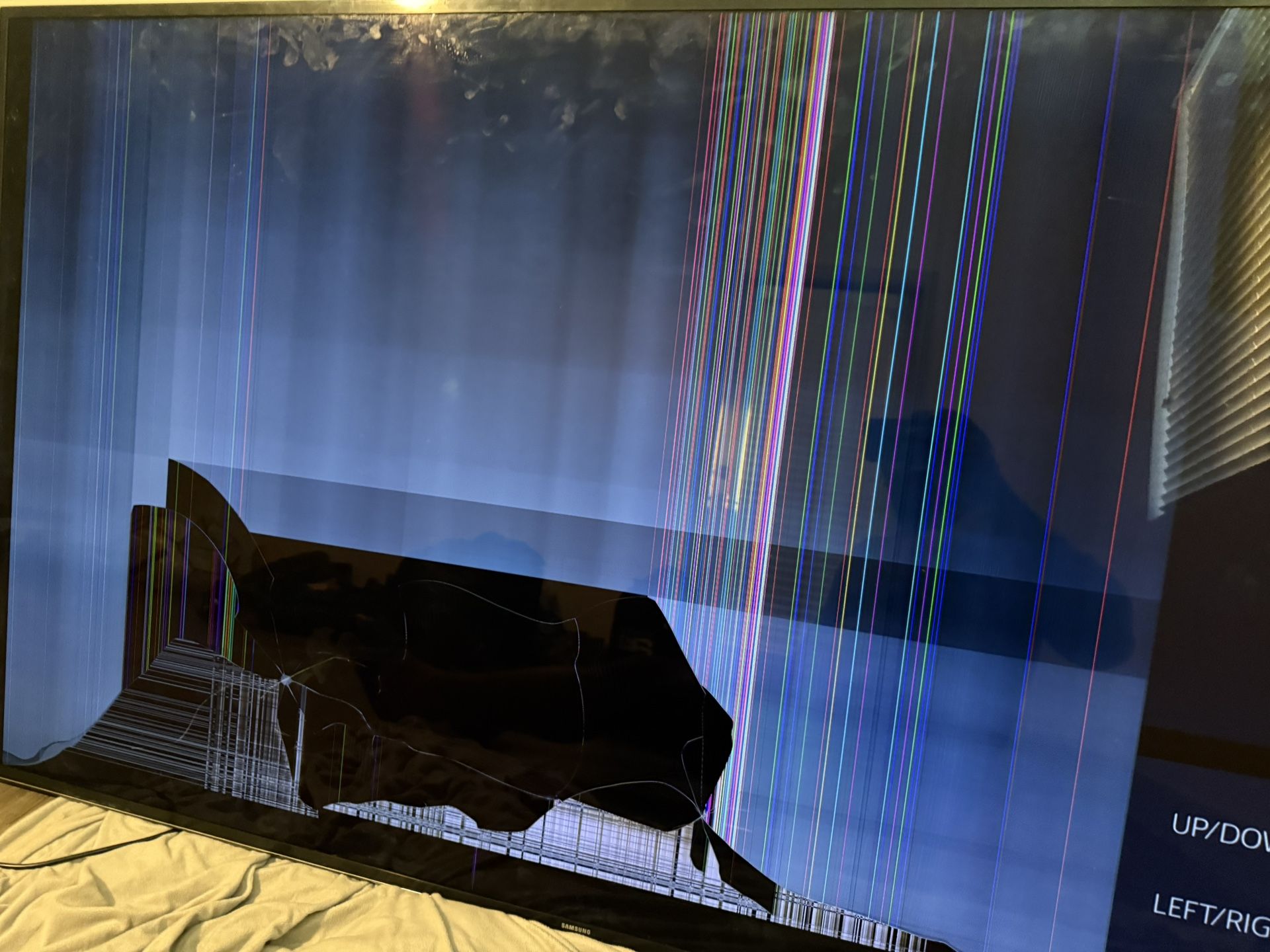 Broken 70 Inch Samsung Smart Tv