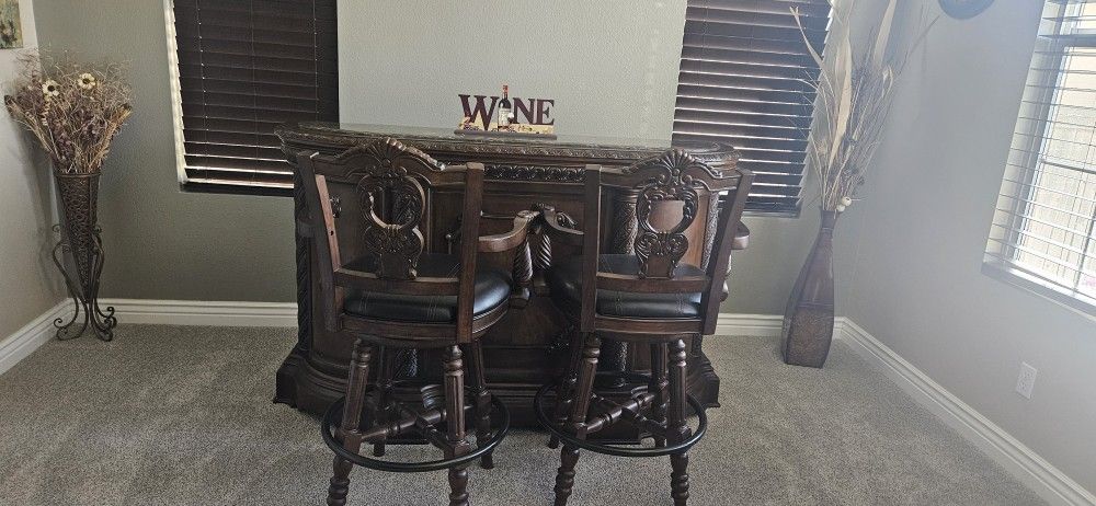 Carved Wood Bar With Bar Stools