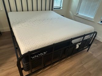 Néctar - Cal King Classic Memory Foam Mattress (mattress only)