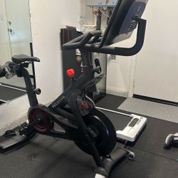 Peloton Bike+