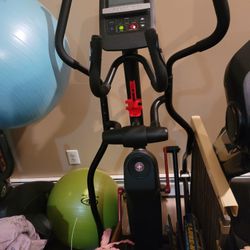 Schwinn 411 Eliptical 