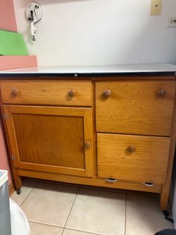 Hoosier cabinet