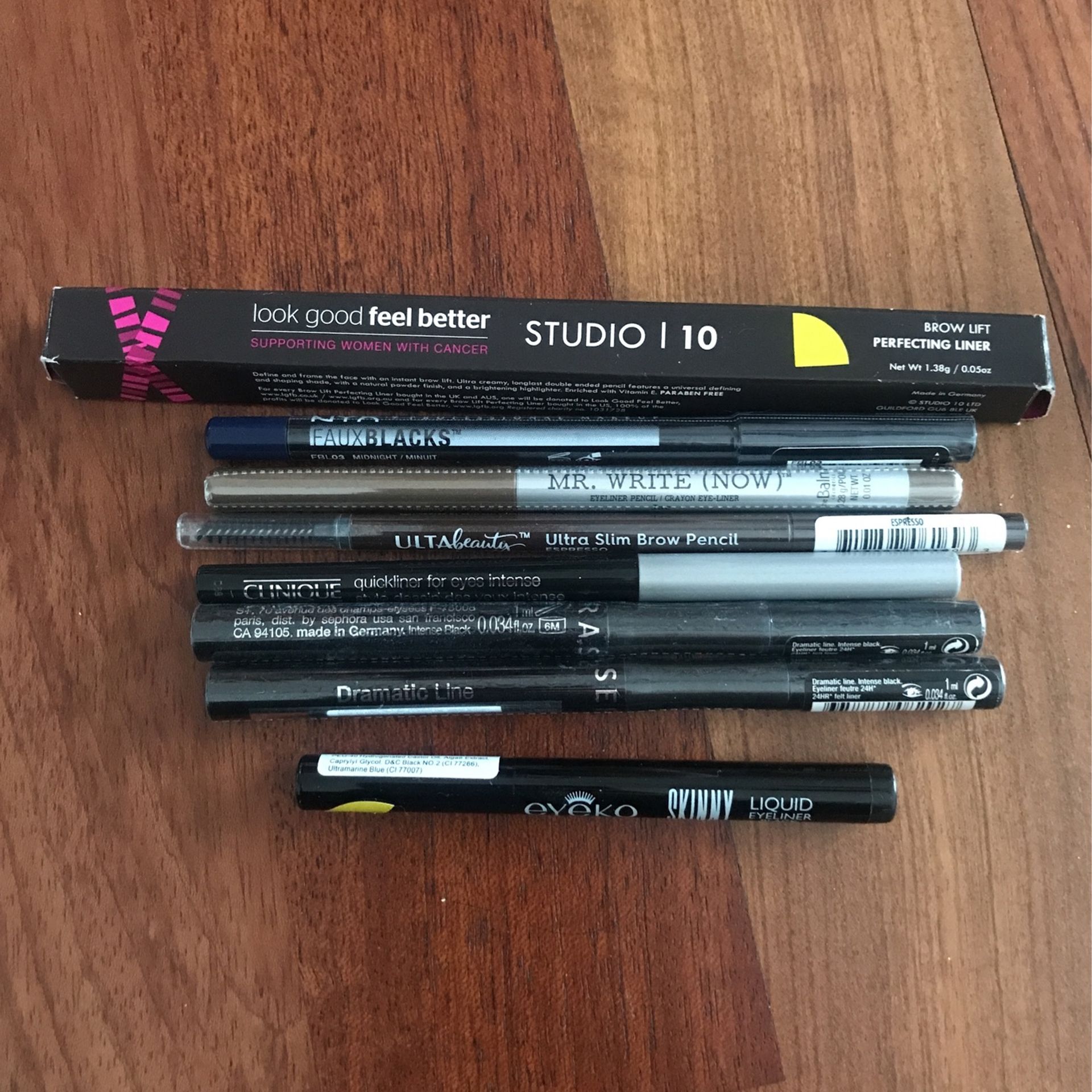 Eyeliners And Eyebrow Pencils 