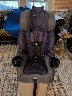 Black panther kids  embrace combination harness booster car seat