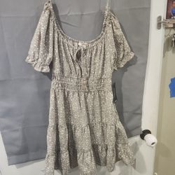 S Women / Junior Dress