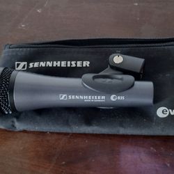 Sennheiser Premium Dynamic Microphone 
