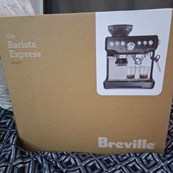 Breville / Bilt  barista espresso machine 400$ brand new in box