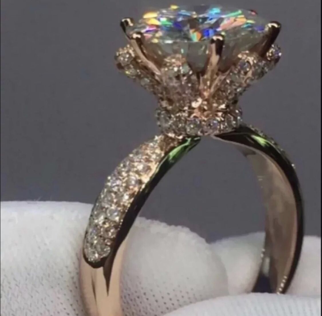 New 18 k rose gold Engagement ring wedding ring set